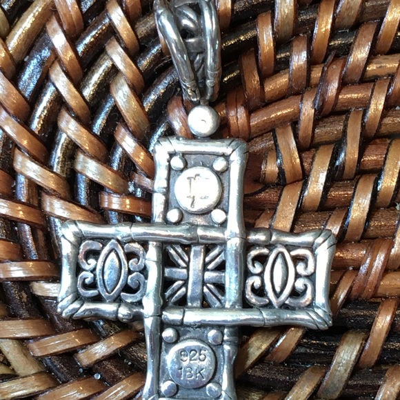 John Hardy Cross Pendant - Picture 2 of 6